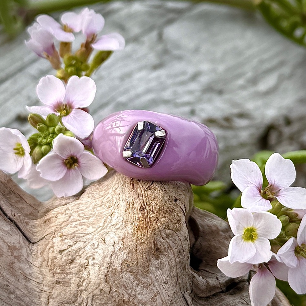 Purple Lavender Lilac Solitaire Rhinestone Resin Ring Size 6.75/7 - Picture 5 of 10